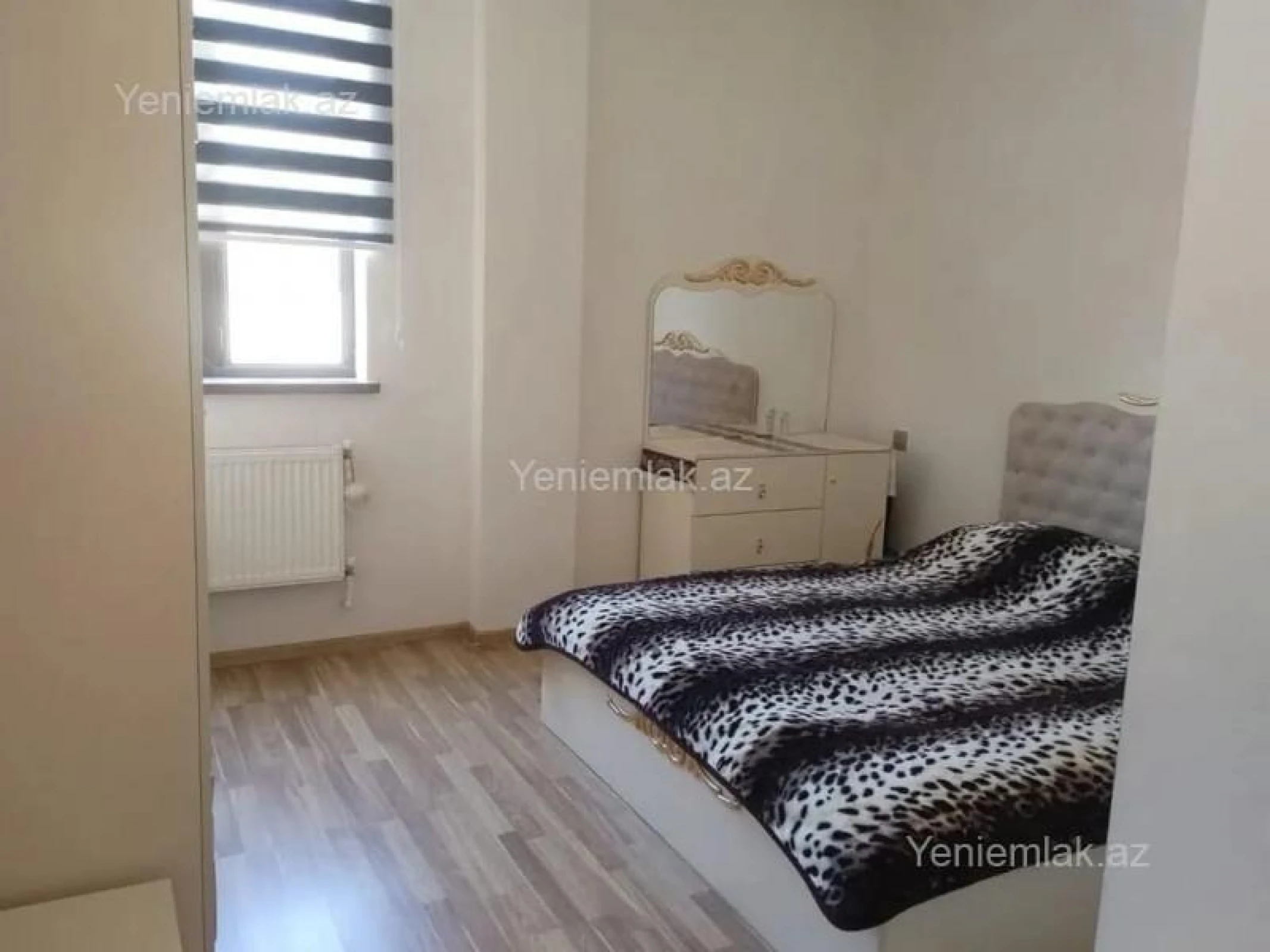 Satılır 3 otaqlı yeni tikili 73 m²
