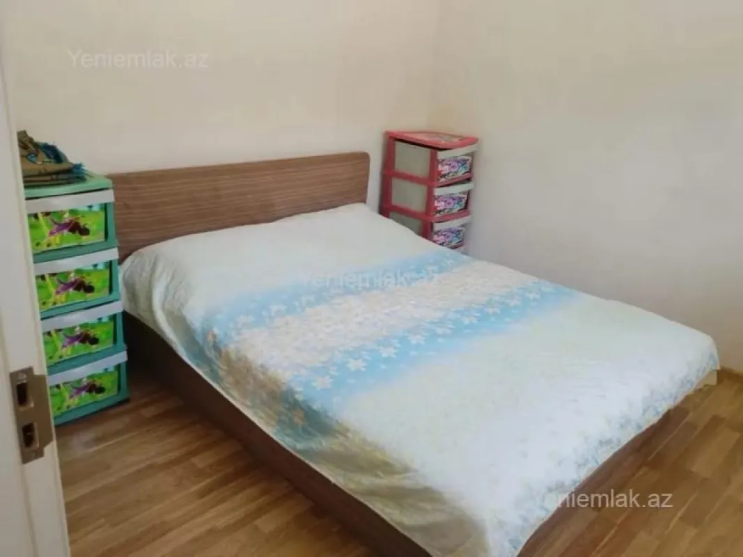 Satılır 3 otaqlı yeni tikili 73 m²