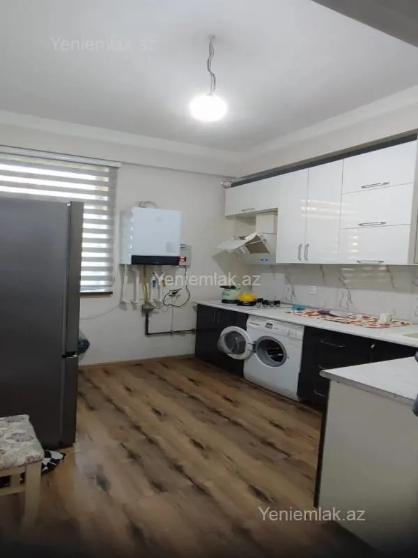 Satılır 3 otaqlı yeni tikili 73 m²