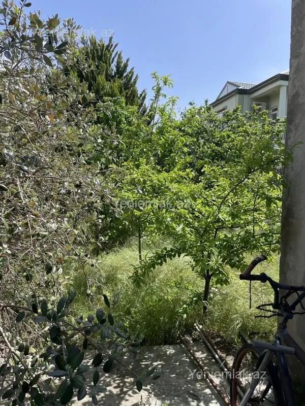 Satılır 5 otaqlı həyət evi 130 m²