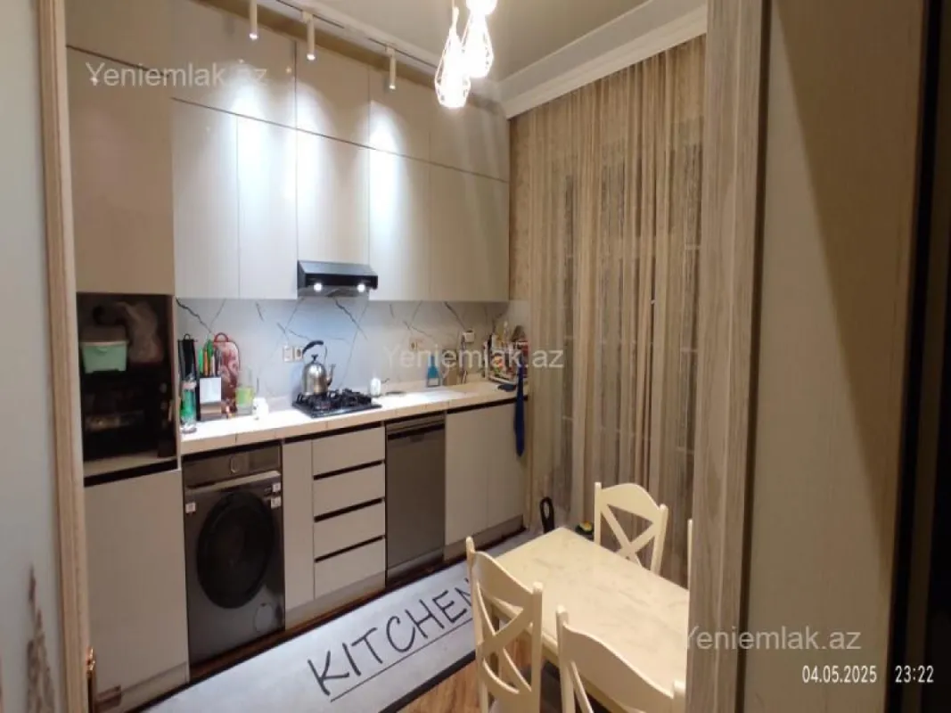 Satılır 4 otaqlı həyət evi 100 m²