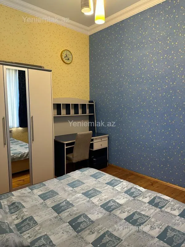 Satılır 4 otaqlı həyət evi 130 m²