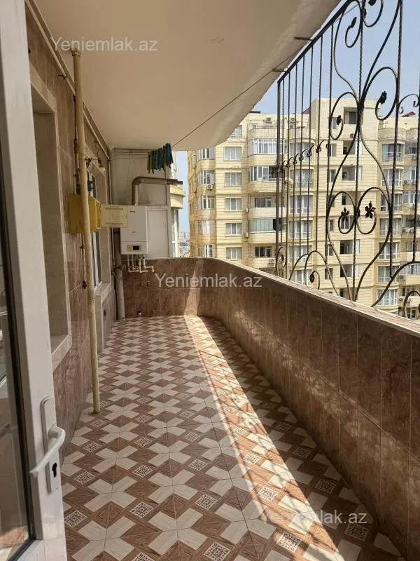 Satılır 3 otaqlı yeni tikili 100 m²