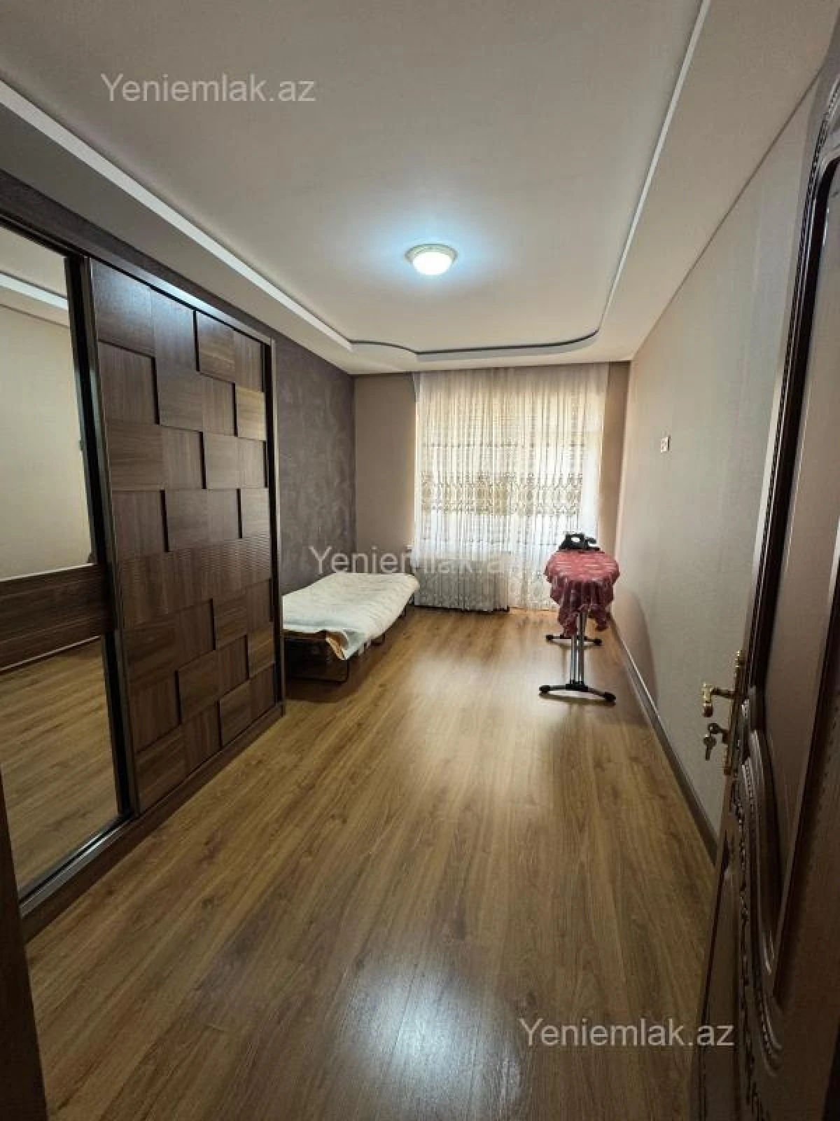 Satılır 3 otaqlı yeni tikili 100 m²