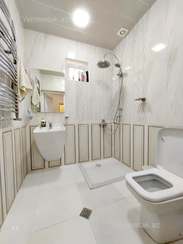 Satılır 6 otaqlı həyət evi 116 m²