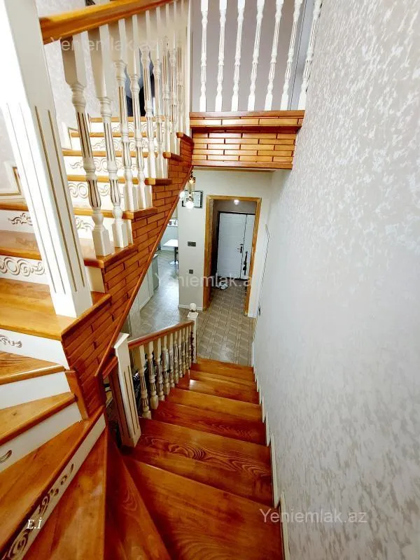 Satılır 6 otaqlı həyət evi 116 m²