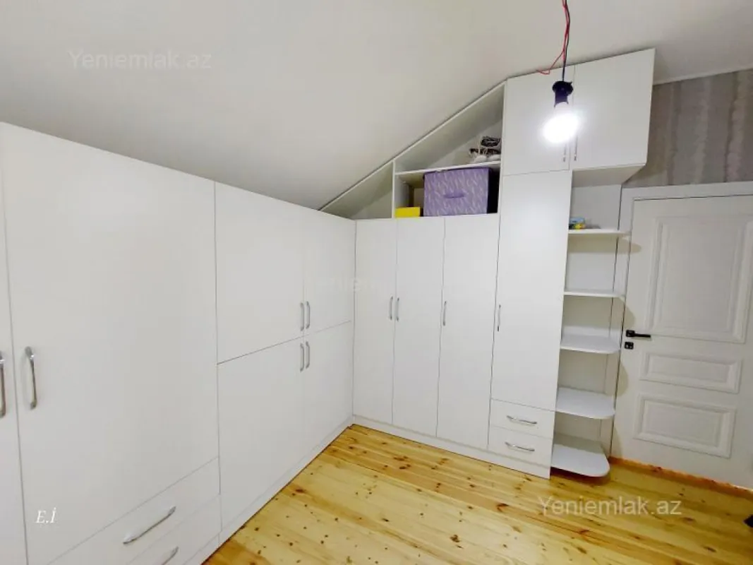 Satılır 6 otaqlı həyət evi 116 m²
