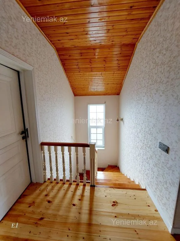 Satılır 6 otaqlı həyət evi 116 m²