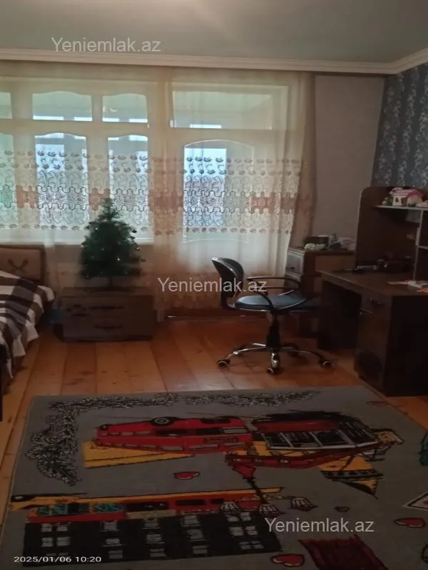 Satılır 3 otaqlı köhnə tikili 80 m²