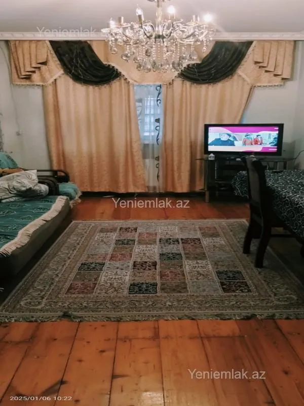 Satılır 3 otaqlı köhnə tikili 80 m²