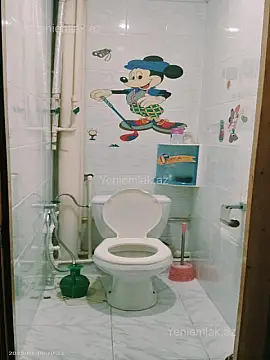 Satılır 3 otaqlı köhnə tikili 80 m²