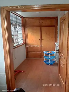 Satılır 3 otaqlı köhnə tikili 80 m²