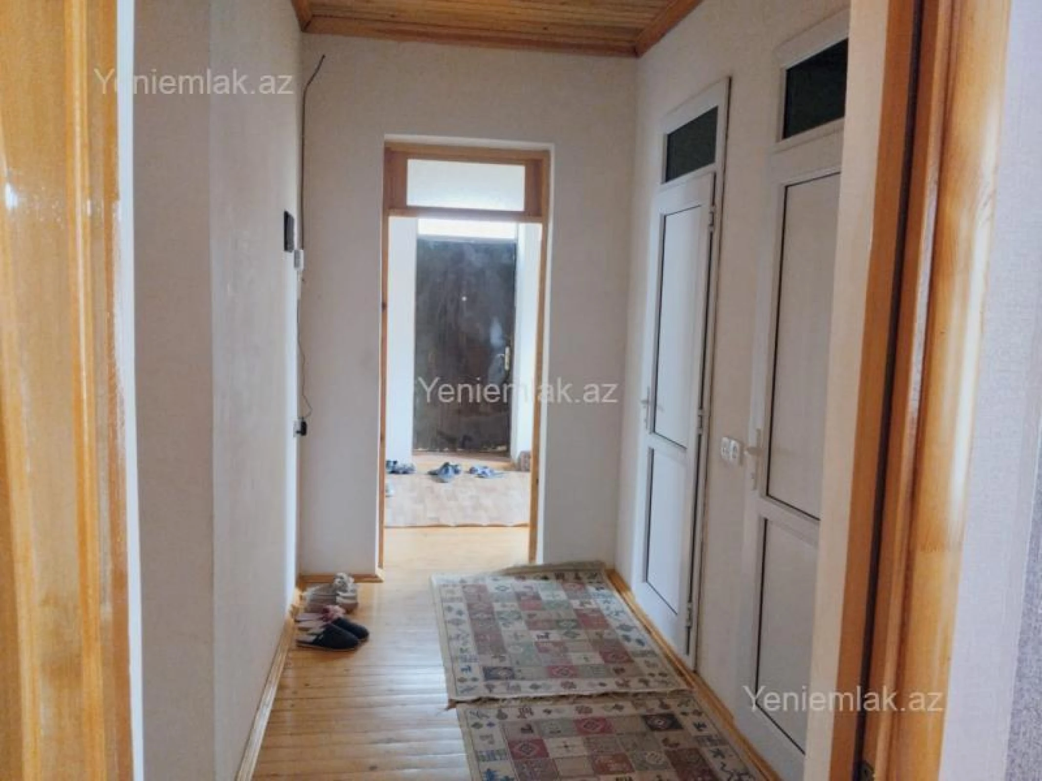 Satılır 4 otaqlı həyət evi 200 m²