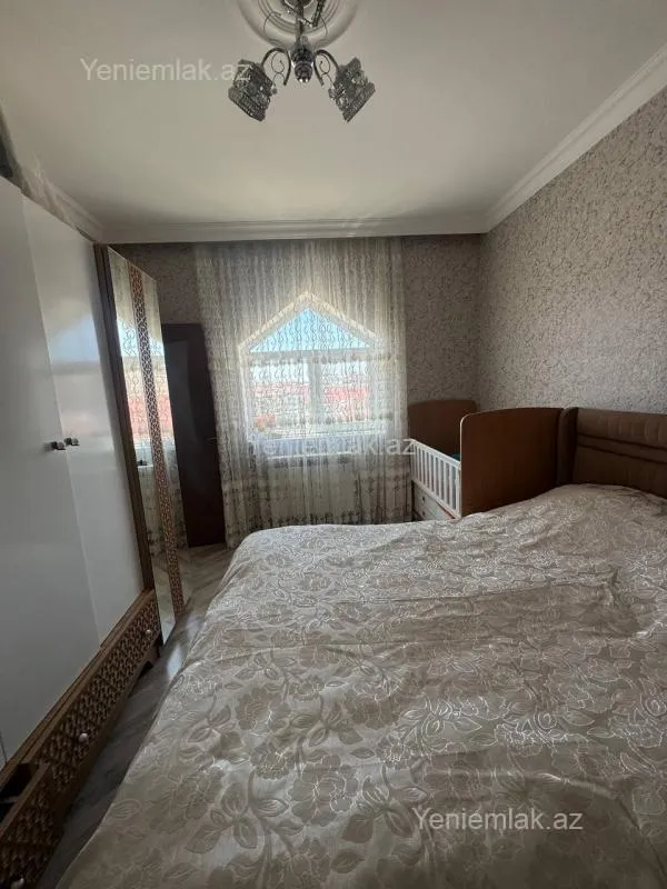 Satılır 3 otaqlı yeni tikili 50 m²