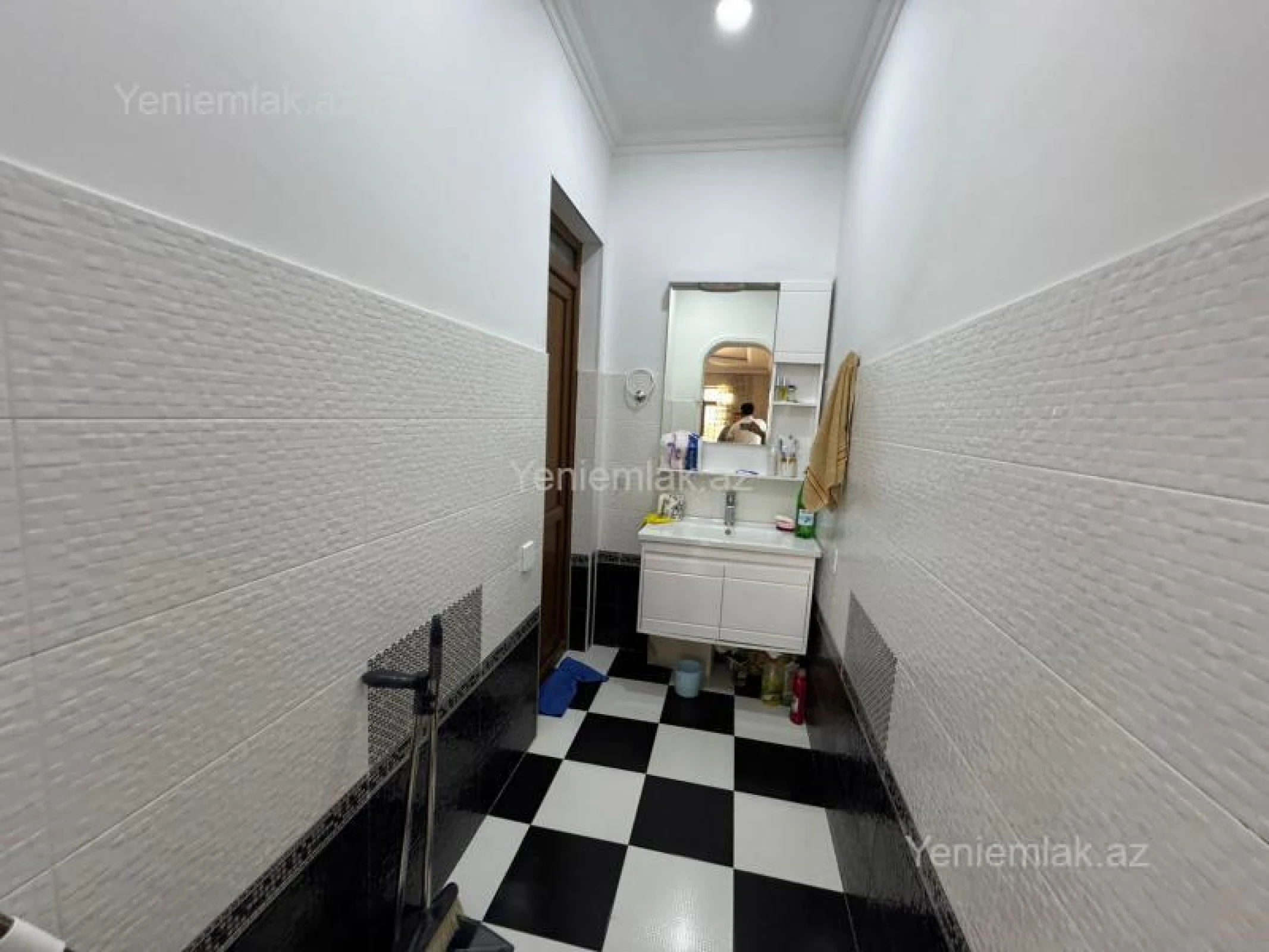 Satılır 7 otaqlı həyət evi 189 m²