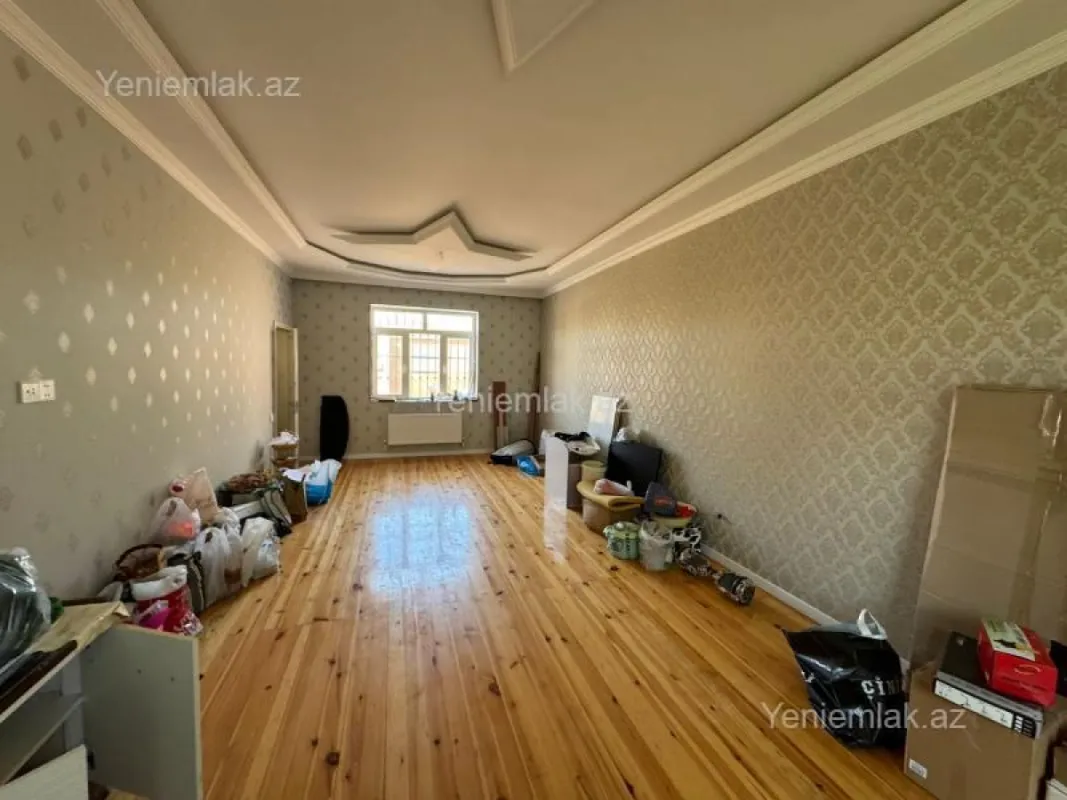 Satılır 7 otaqlı həyət evi 189 m²