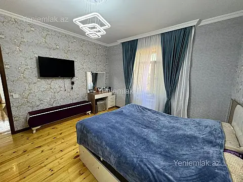 Satılır 7 otaqlı həyət evi 189 m²