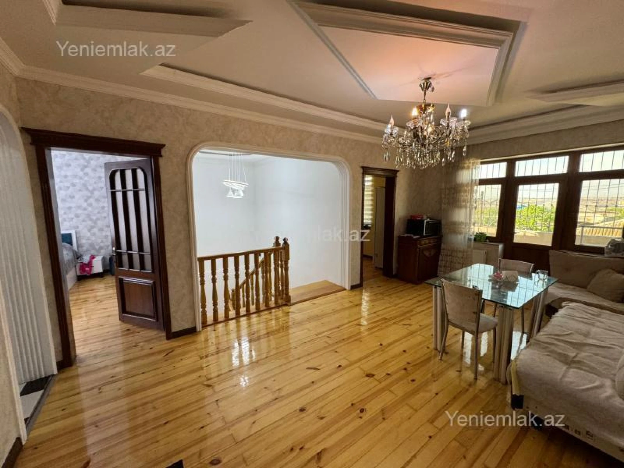 Satılır 7 otaqlı həyət evi 189 m²