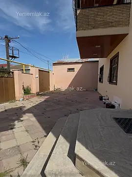 Satılır 7 otaqlı həyət evi 189 m²