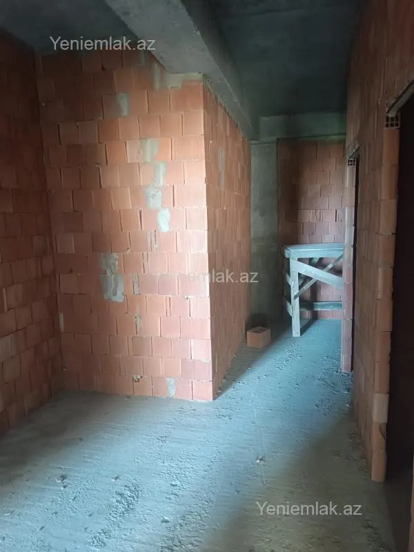 Satılır 2 otaqlı yeni tikili 98.5 m²