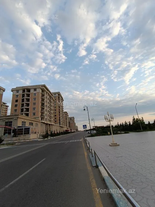 Satılır 2 otaqlı yeni tikili 98.5 m²