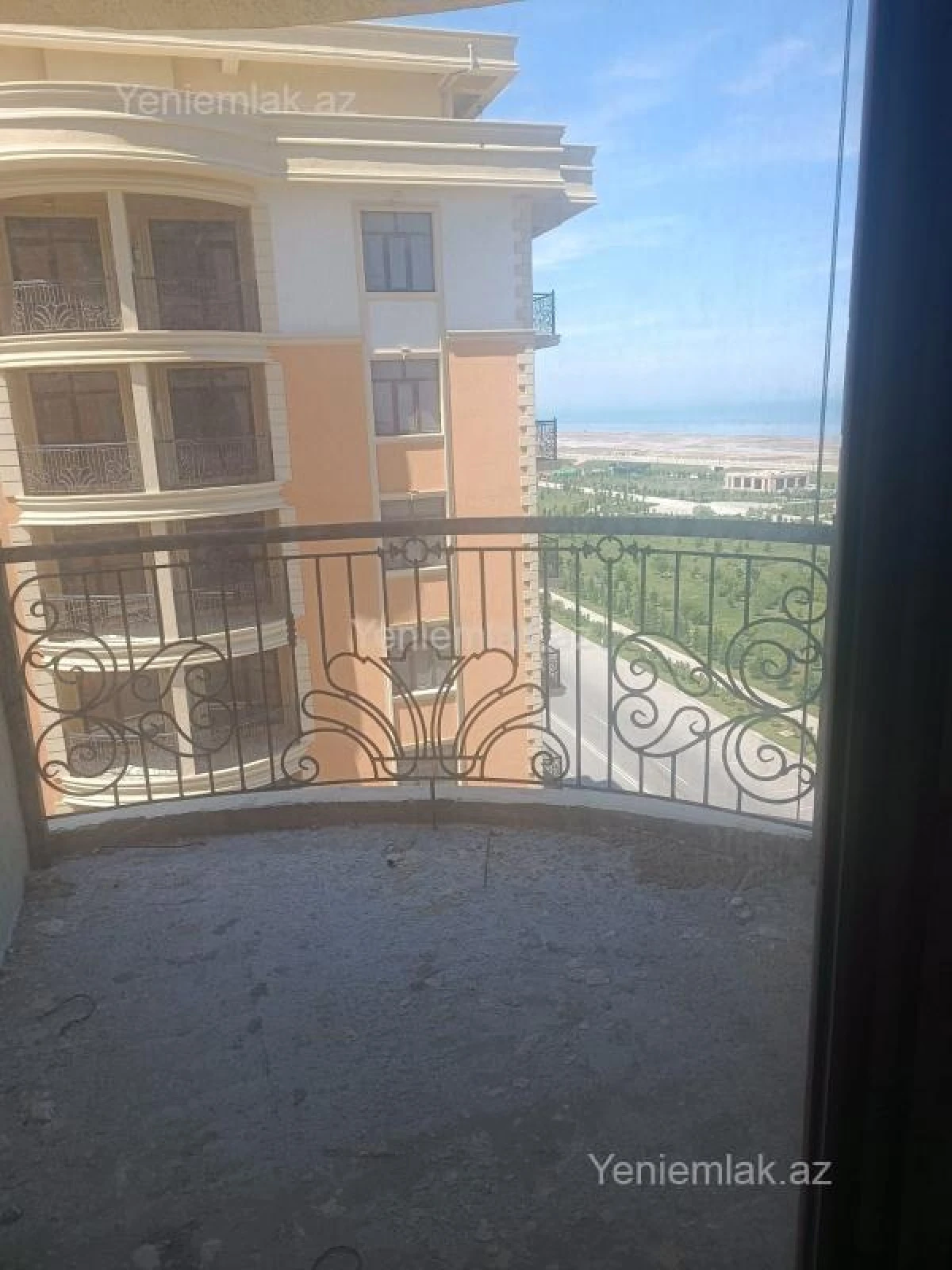 Satılır 2 otaqlı yeni tikili 98.5 m²