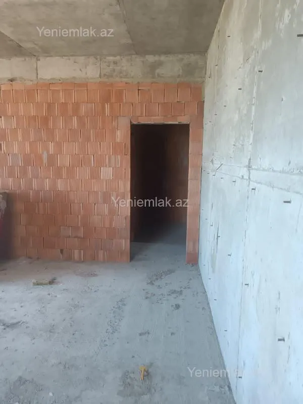 Satılır 2 otaqlı yeni tikili 98.5 m²
