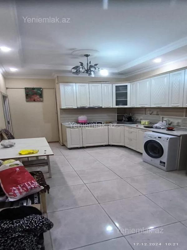 Satılır 3 otaqlı yeni tikili 105 m²