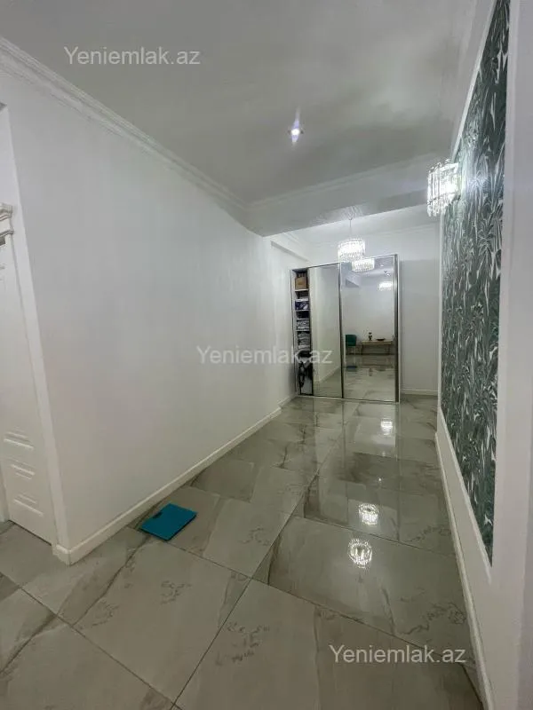 Satılır 3 otaqlı yeni tikili 145 m²