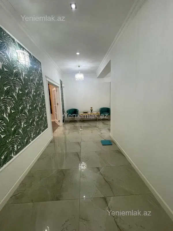 Satılır 3 otaqlı yeni tikili 145 m²