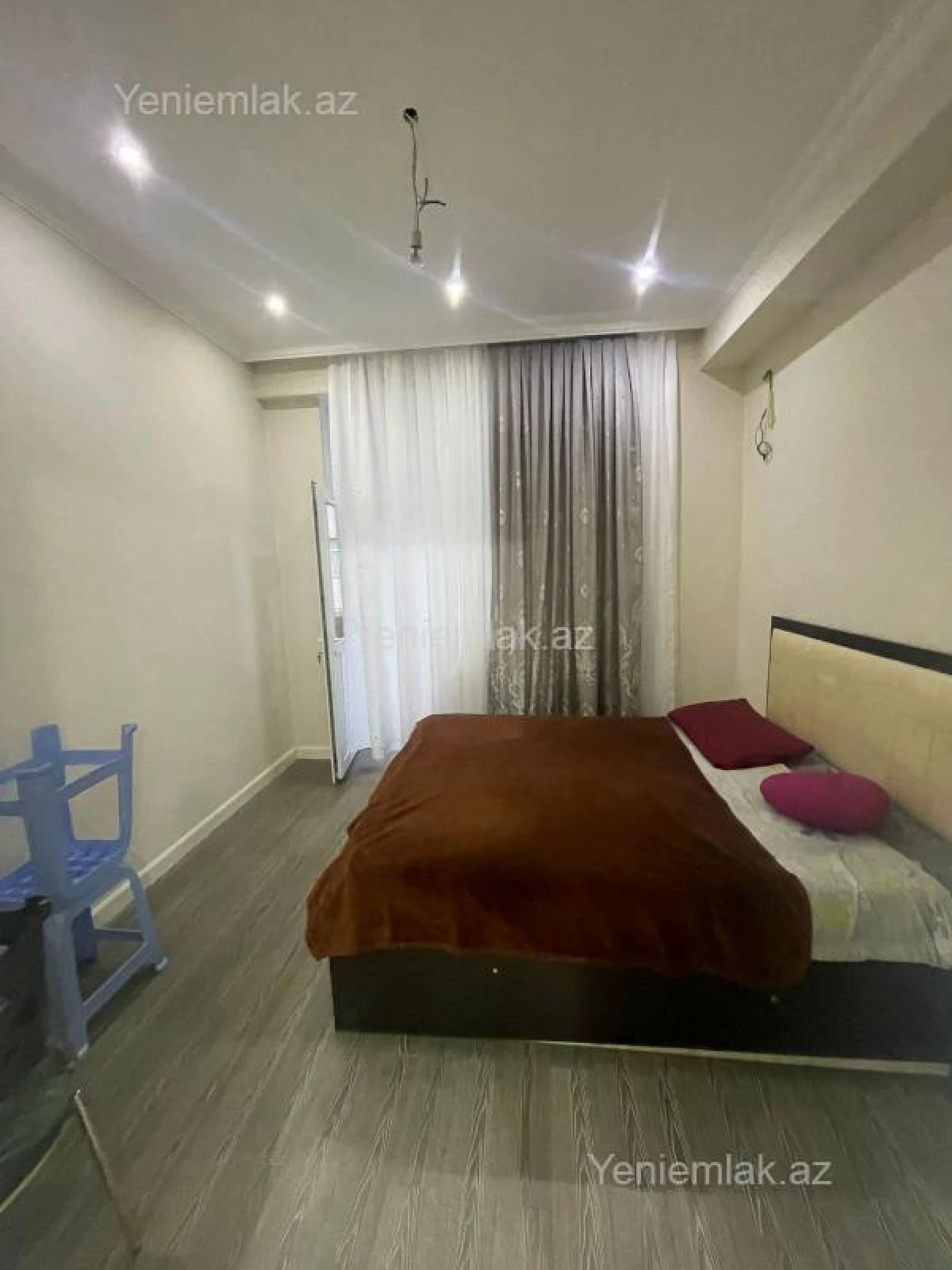 Satılır 3 otaqlı yeni tikili 145 m²