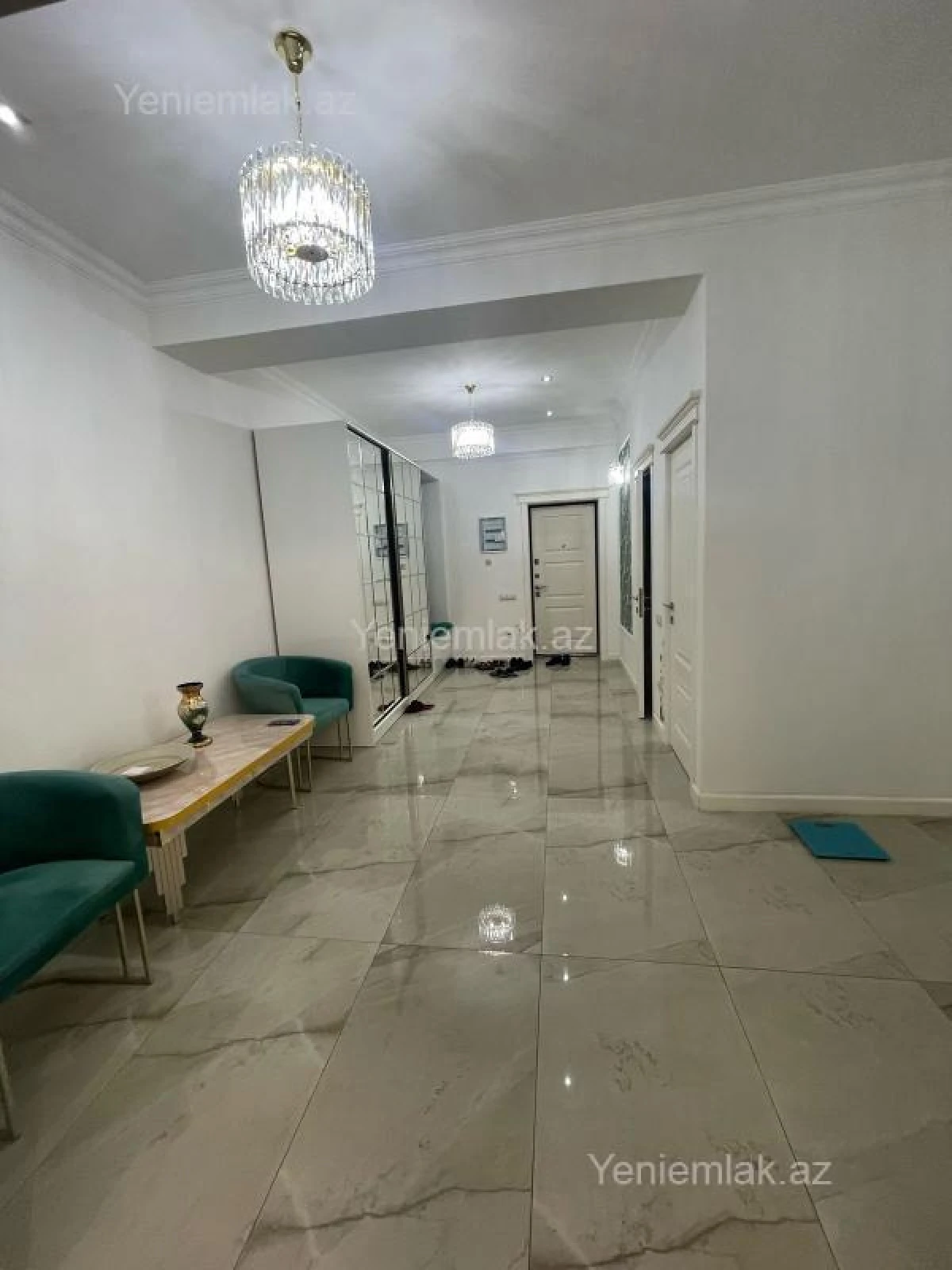 Satılır 3 otaqlı yeni tikili 145 m²