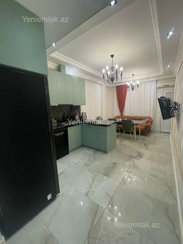 Satılır 3 otaqlı yeni tikili 145 m²