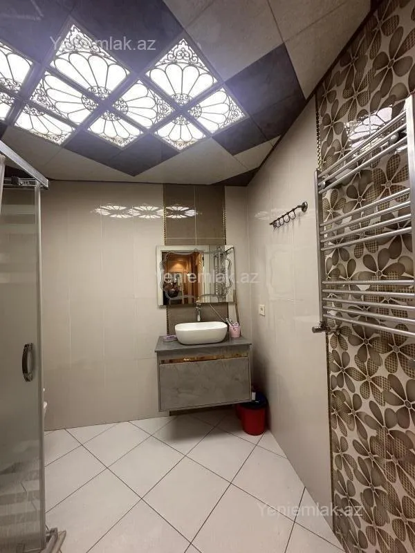 Satılır 3 otaqlı yeni tikili 80 m²