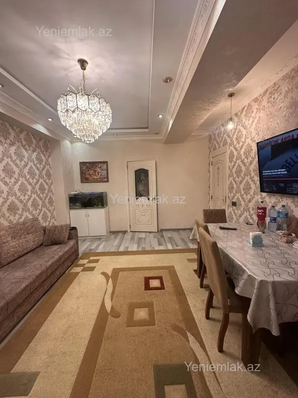 Satılır 3 otaqlı yeni tikili 80 m²