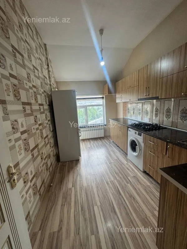 Satılır 4 otaqlı yeni tikili 100 m²