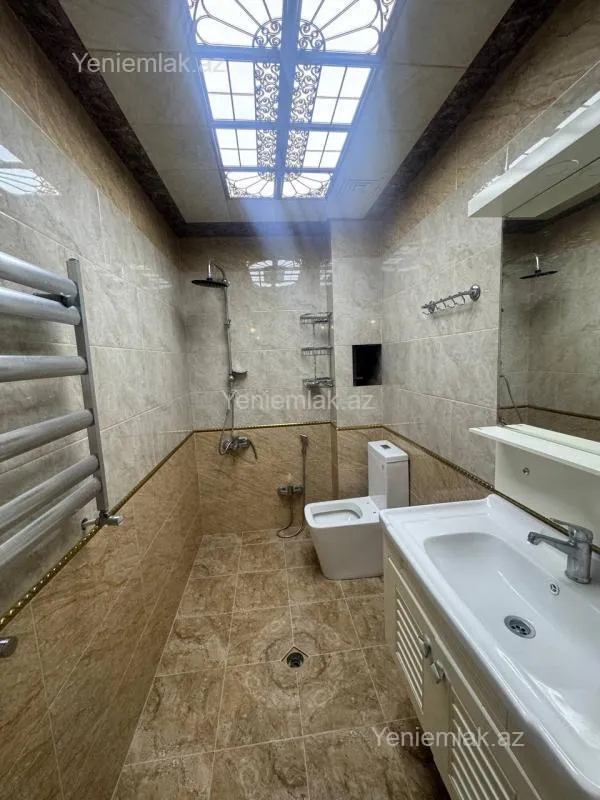 Satılır 4 otaqlı yeni tikili 100 m²