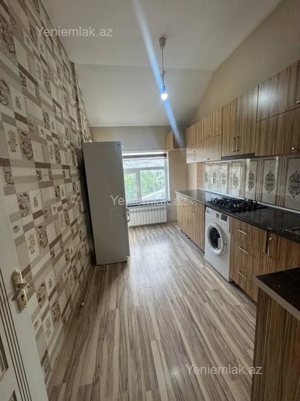 Satılır 4 otaqlı yeni tikili 100 m²