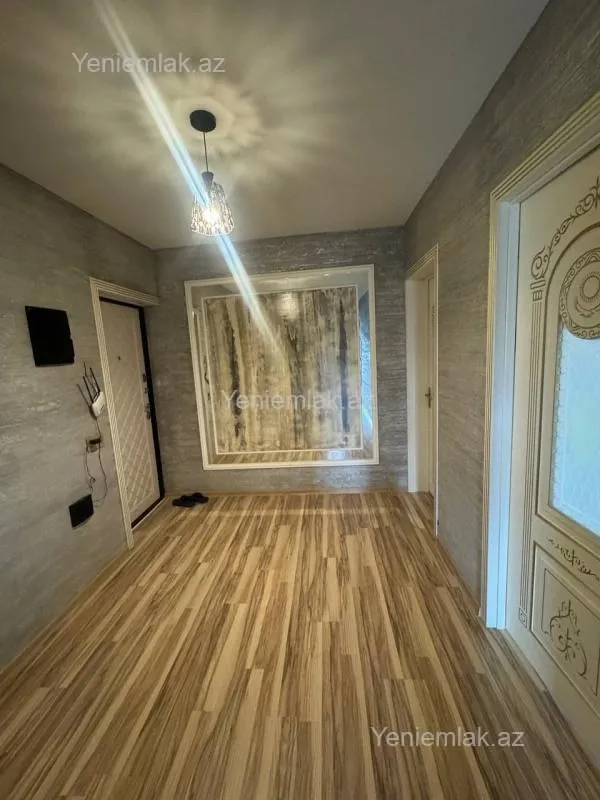 Satılır 4 otaqlı yeni tikili 100 m²