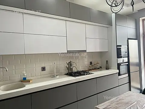 Satılır 4 otaqlı yeni tikili 150 m²
