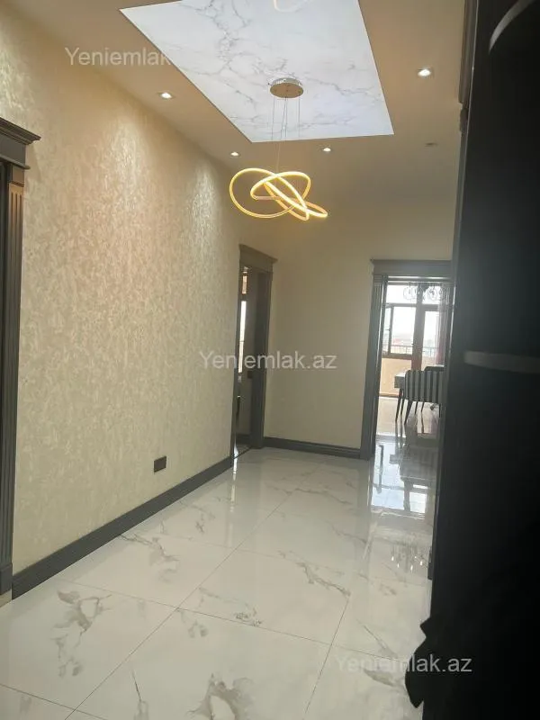 Satılır 4 otaqlı yeni tikili 150 m²