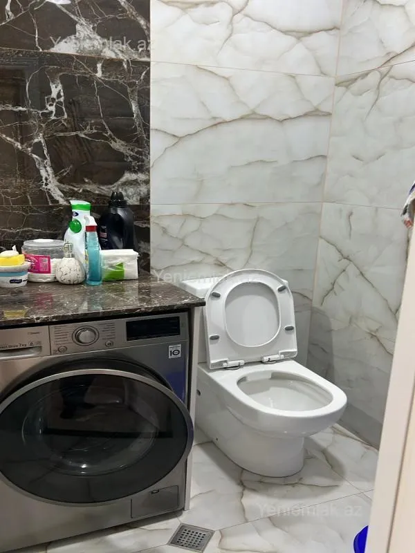 Satılır 3 otaqlı yeni tikili 94 m²