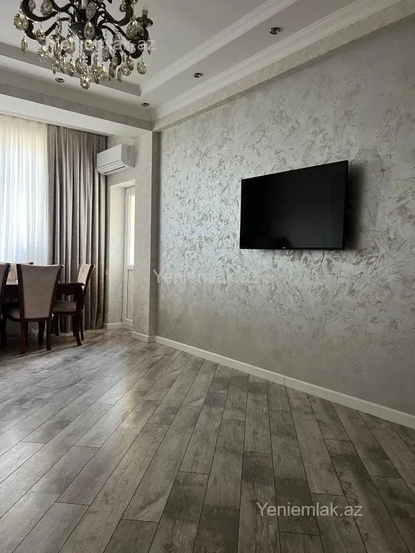 Satılır 3 otaqlı yeni tikili 94 m²