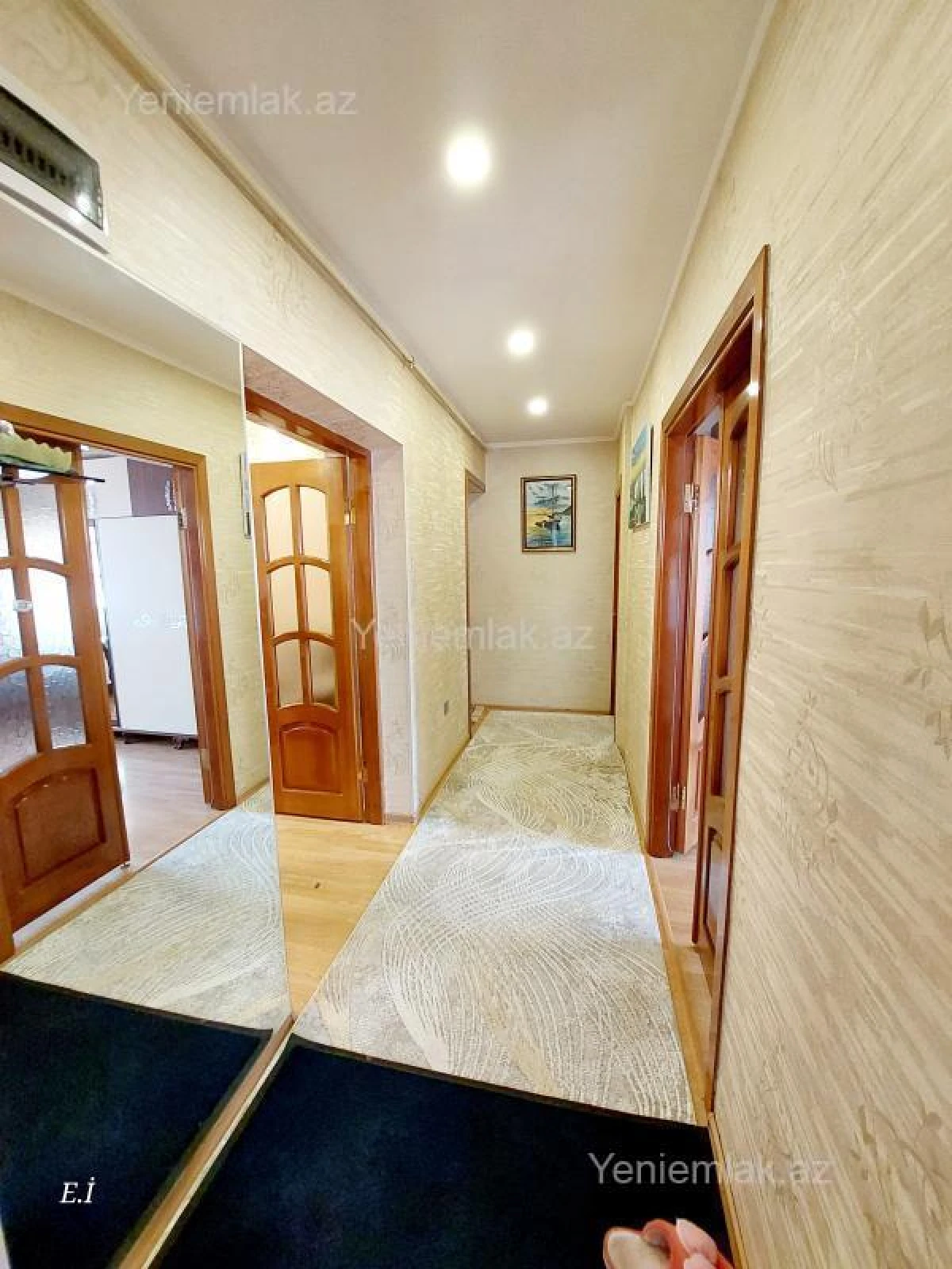 Satılır 3 otaqlı köhnə tikili 75 m²