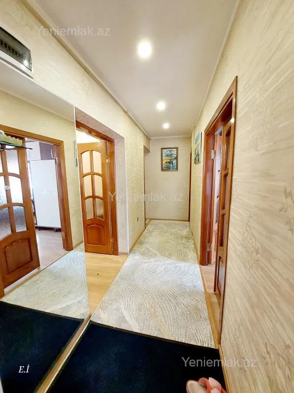 Satılır 3 otaqlı köhnə tikili 75 m²