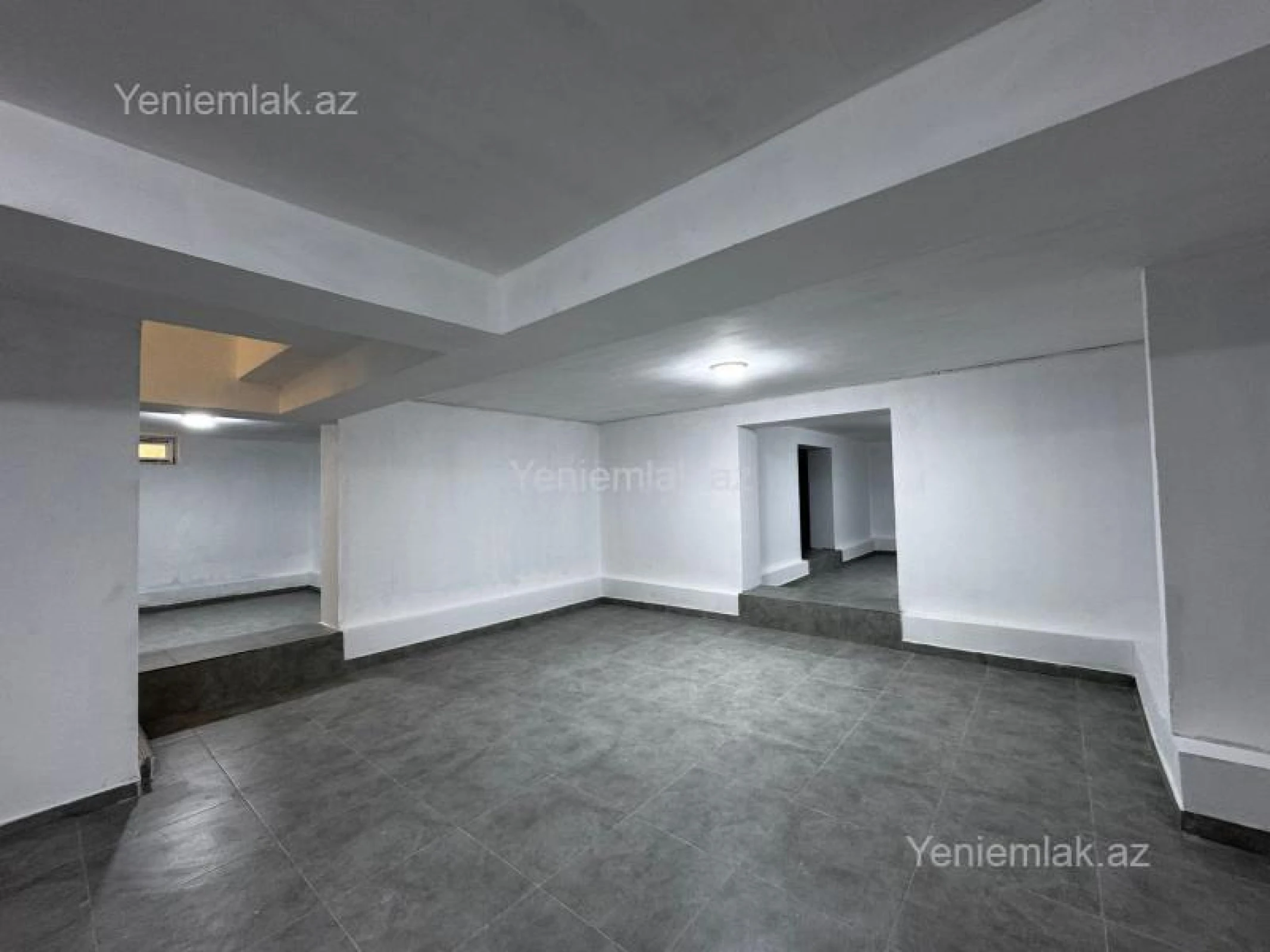 Satılır 5 otaqlı həyət evi 360 m²