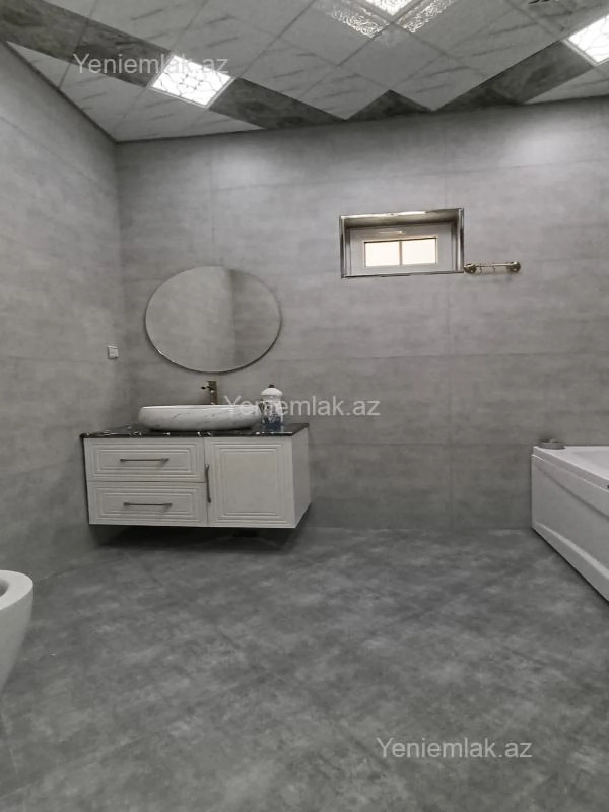 Satılır 7 otaqlı həyət evi 410 m²