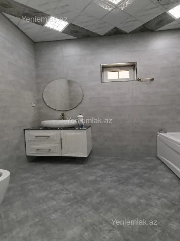 Satılır 7 otaqlı həyət evi 410 m²