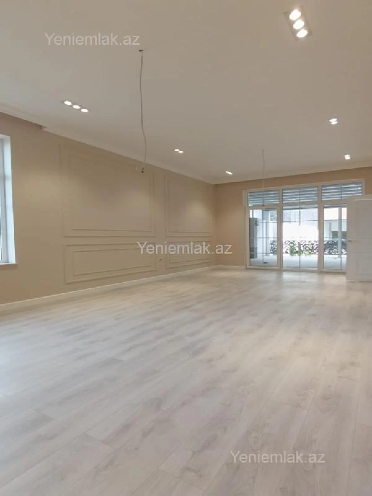 Satılır 7 otaqlı həyət evi 410 m²