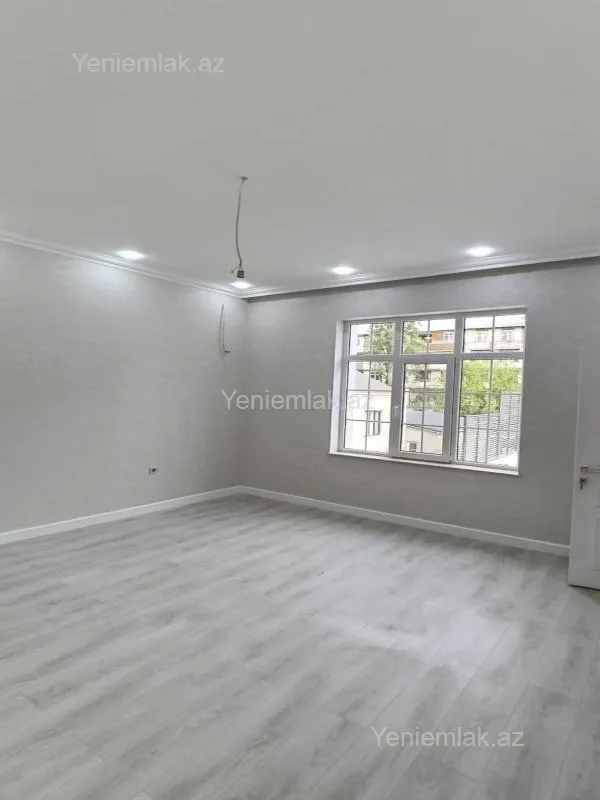 Satılır 7 otaqlı həyət evi 410 m²